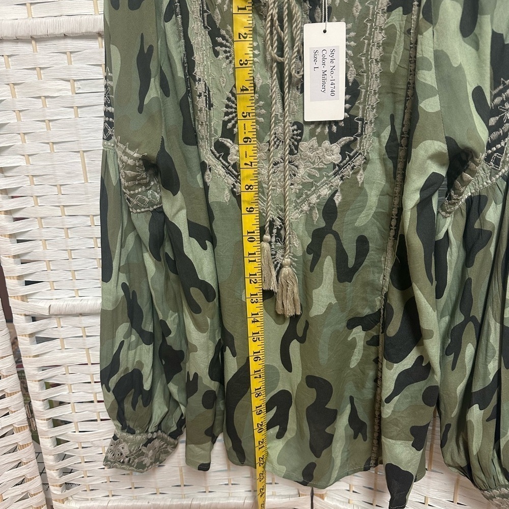 Buby’s Italy camouflage colored house size L with tags women’s - Picture 4 of 6